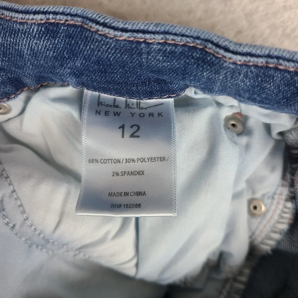 Nicole Miller Jeans Womens 12 Blue SOHO High Rise Slim Straight Medium Wash Fray